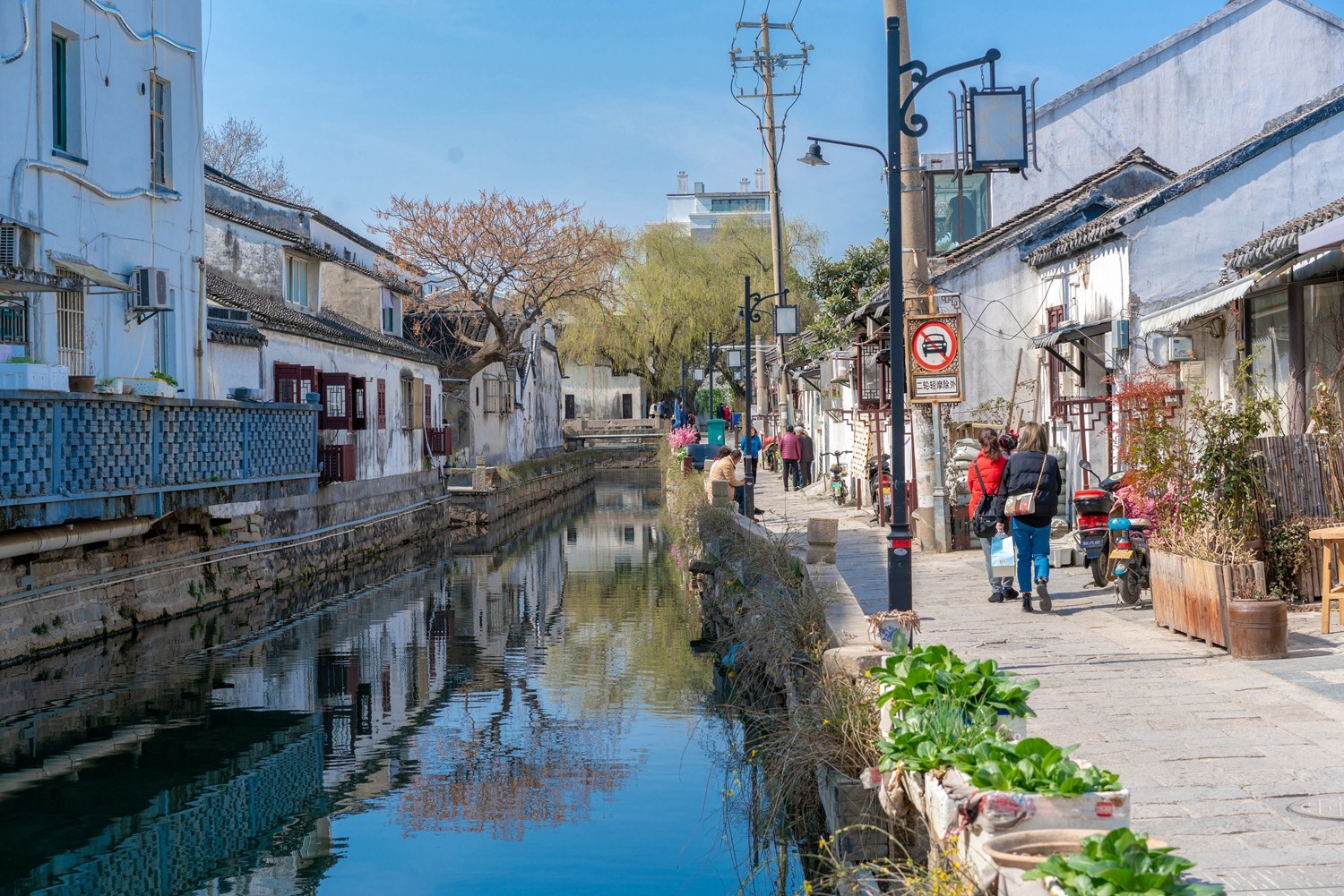 阳光浸染平江路，生活悠哉悠哉